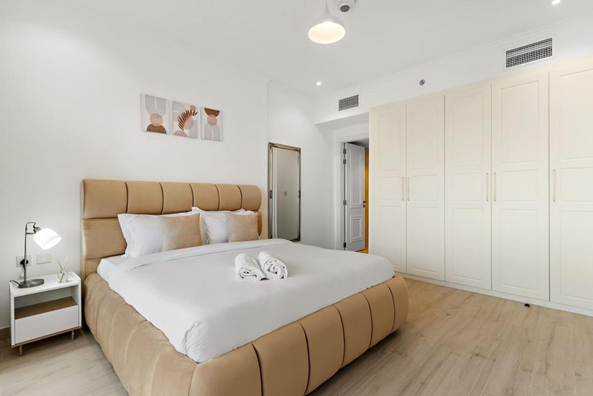 First Class 1br Spacious Comfort Awaits Dubai