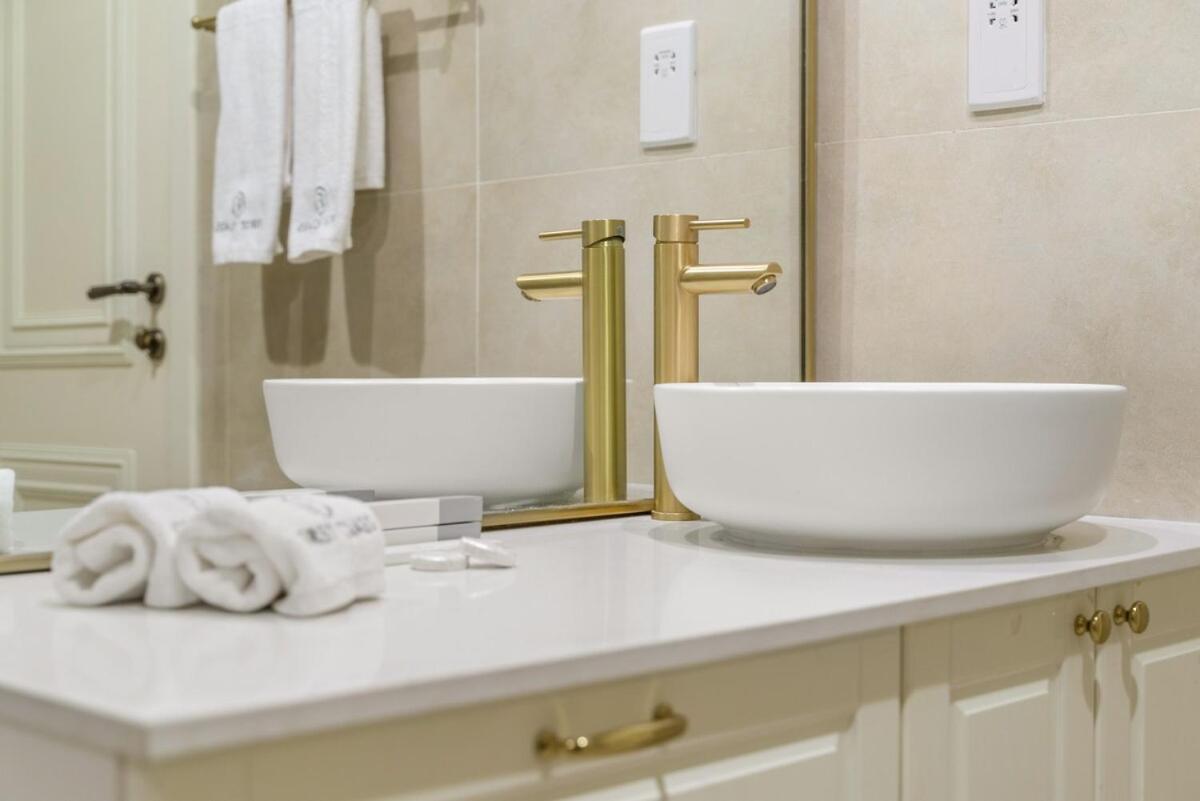 Apartment First Class 1br Spacious Comfort Awaits *