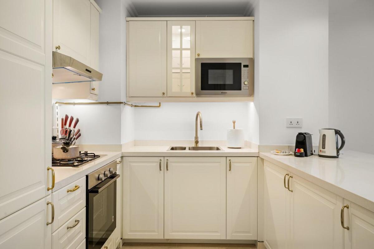 First Class 1br Spacious Comfort Awaits * Dubai